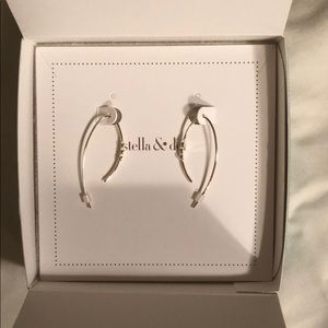 Stella & Dot Ada Wire Earring - Silver